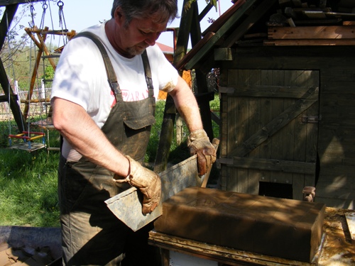 Delysa zsúpfedeles kemencéjének építése 19