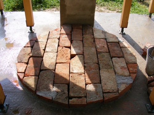 Delysa zsúpfedeles kemencéjének építése 14